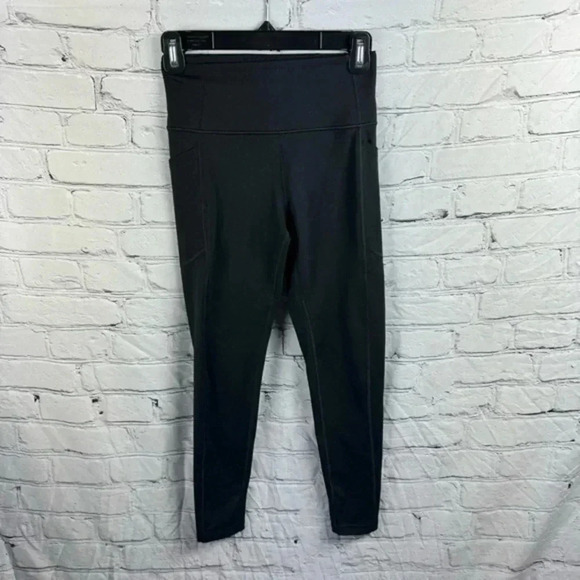 Victoria’s Secret Women’s Black Leggings with Pockets size 4 - Picture 1 of 5